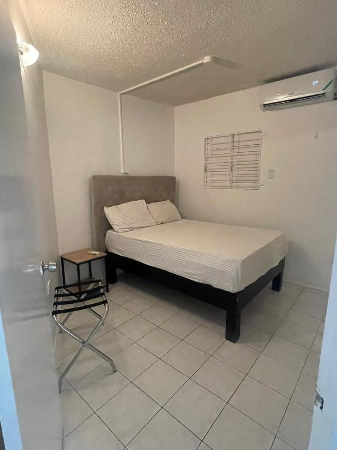 Finest Accommodation Marley Manor Apt # 513 Ground Floor 6 Marley Rd Kgn 6 킹스톤 외부 사진